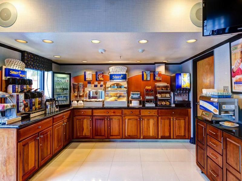 Holiday Inn Express San Diego - Rancho Bernardo, An Ihg Hotel מראה חיצוני תמונה
