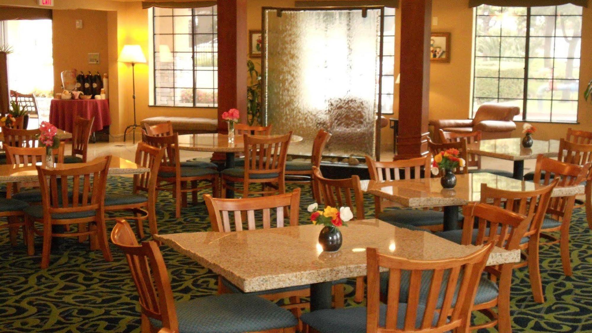 Holiday Inn Express San Diego - Rancho Bernardo, An Ihg Hotel מראה חיצוני תמונה